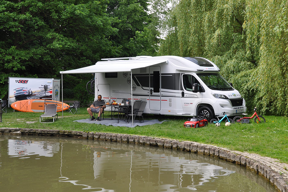 Najem avtodoma Adria Sonic 700 SL Plus Avtomatski menjalnik