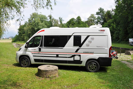Najem avtodoma Adria Twin 600 SP Family/Pograd Avtomatski menjalnik