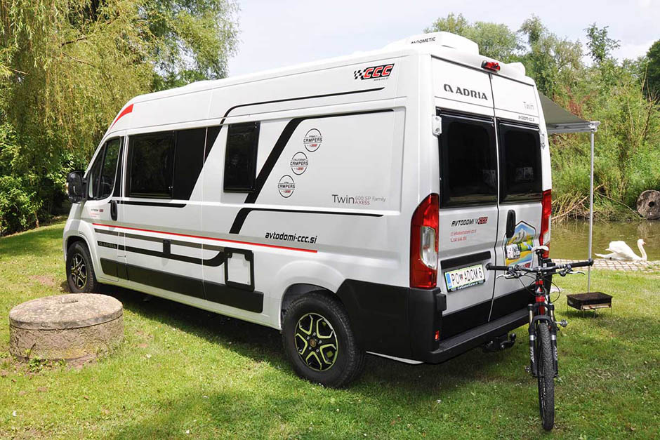 Najem avtodoma Adria Sonic 700 SL Plus Avtomatski menjalnik