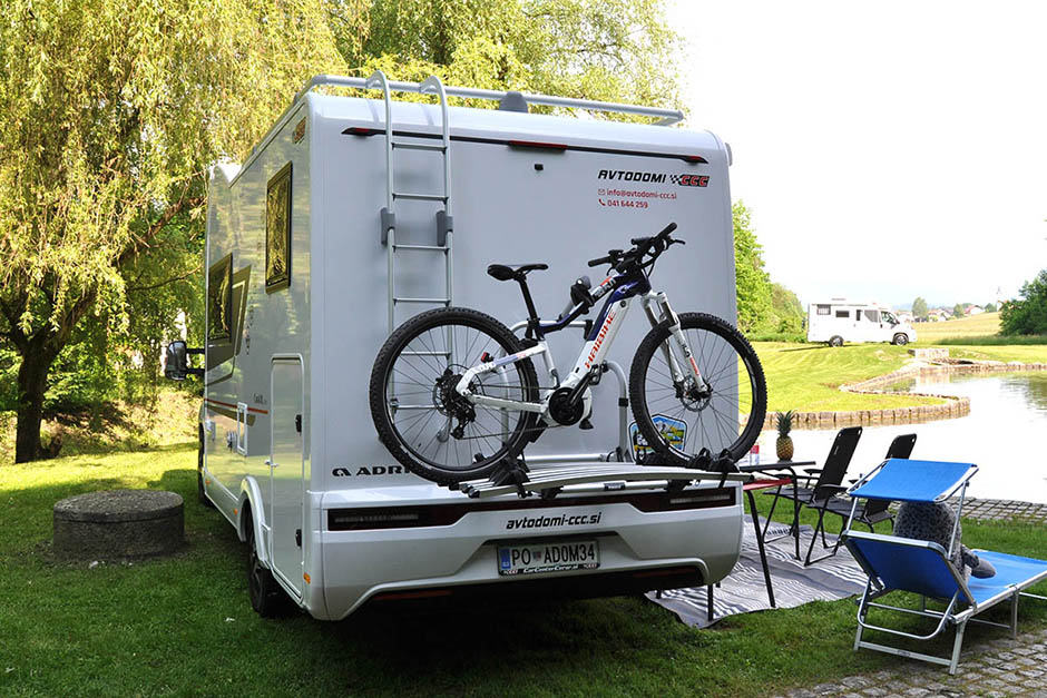 Najem avtodoma Adria Sonic 700 SL Plus