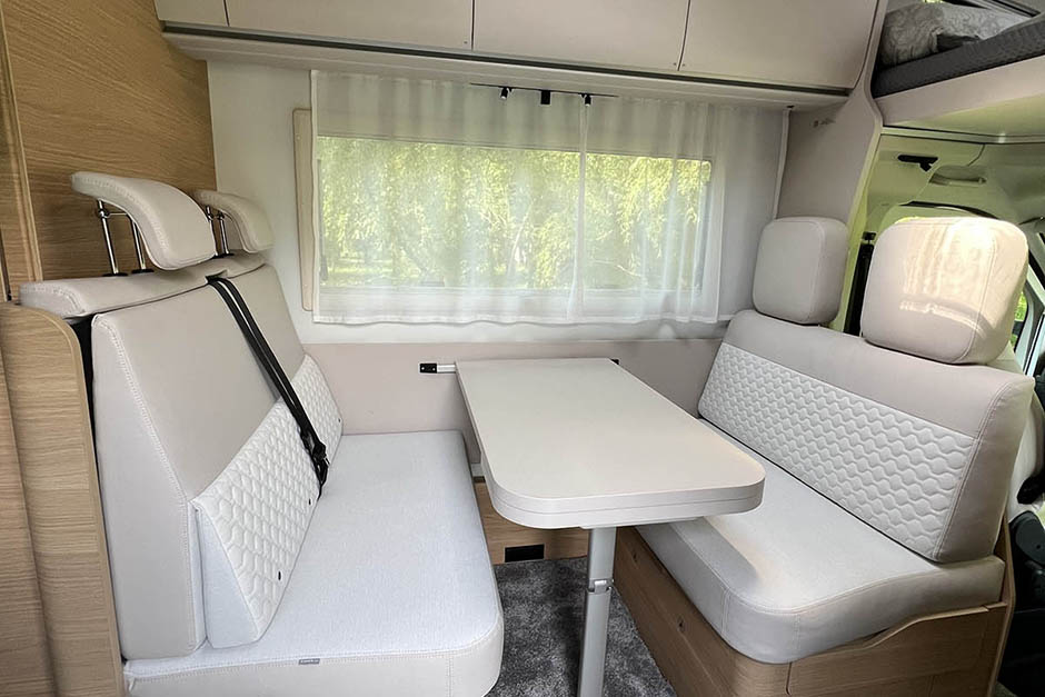 Najem avtodoma Adria Sonic 700 SL Plus