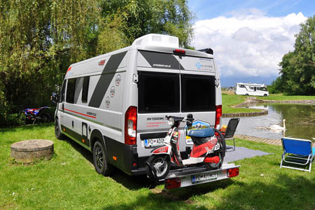 Najem avtodoma Adria V-Series V65 SL