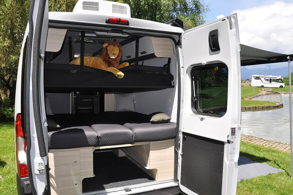 Najem avtodoma Adria V-Series V65 SL