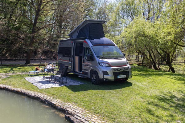 Najem avtodoma Adria Twin Sports 640 SGX Tent Top