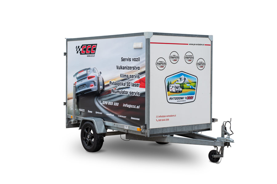 Zaprta tovorna prikolica Niewiadow 750